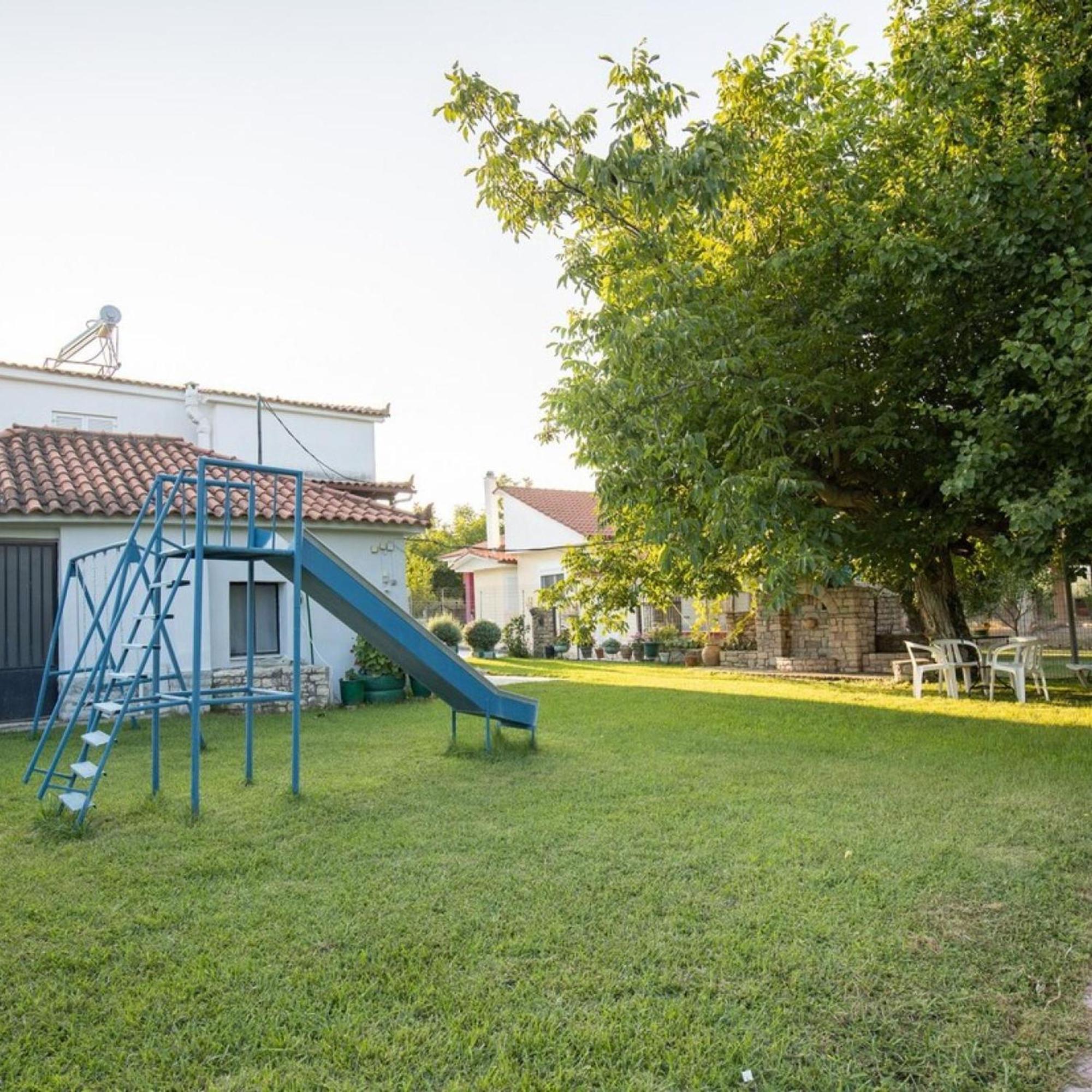 Neromilos Harmony - Roussis Residence Exterior photo